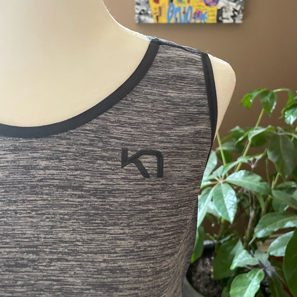 Kari Traa Black and Gray Women's Tank Top NWOT